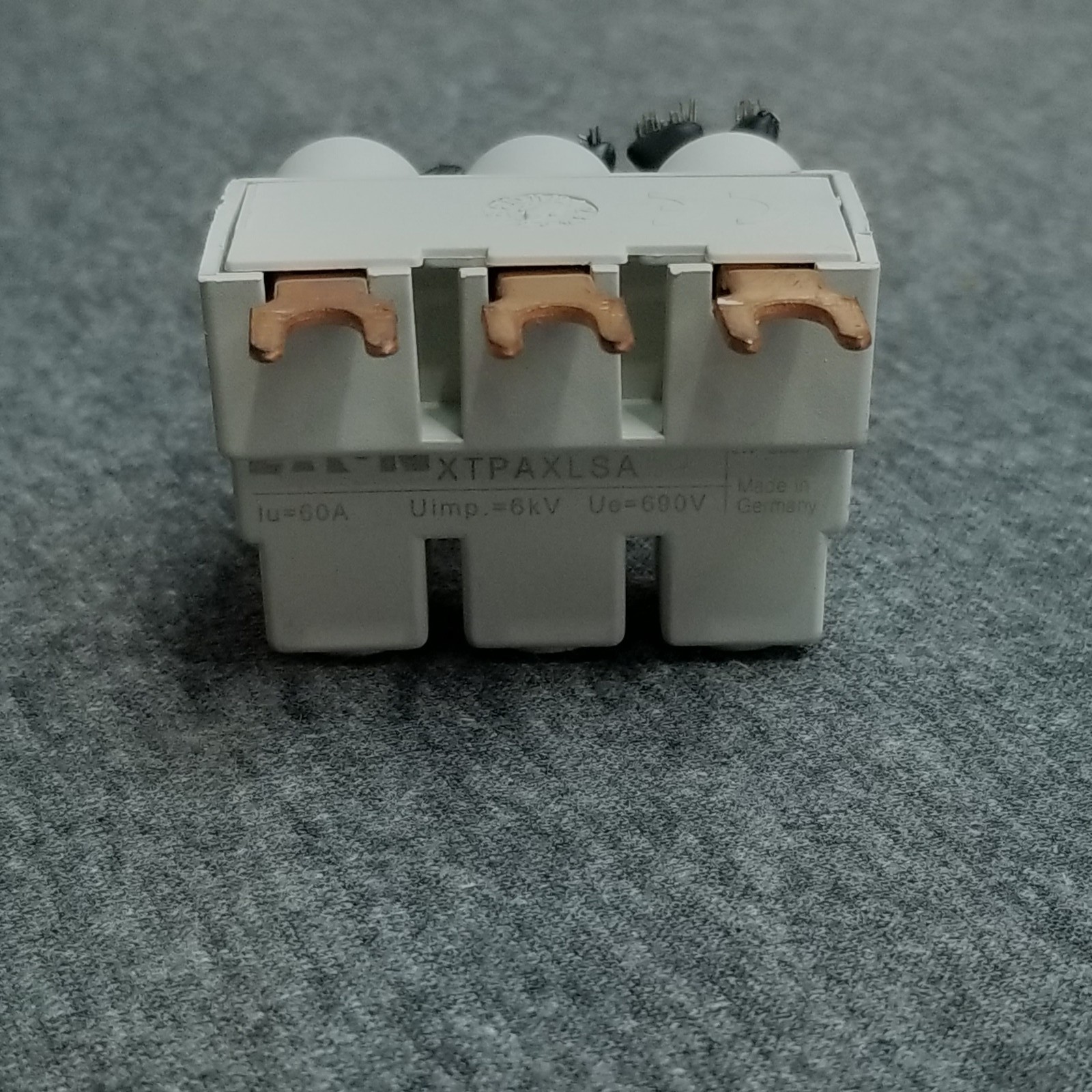 EATON Moeller BK25/3-PKZ0 Incoming Terminal Iu = 60A Uimp = 6kV Ue = 609V