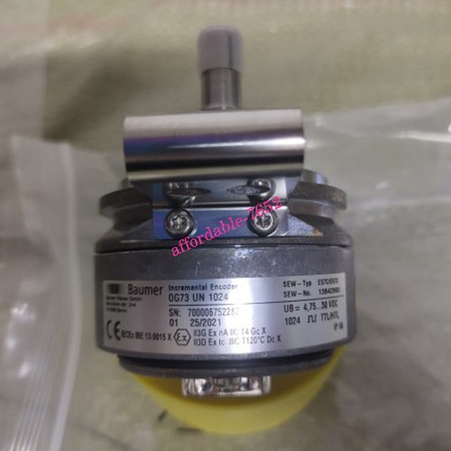 yeoni02ページ New In Box BAUMER OG 73 UN 1024 0G73UN1024 Incremental
