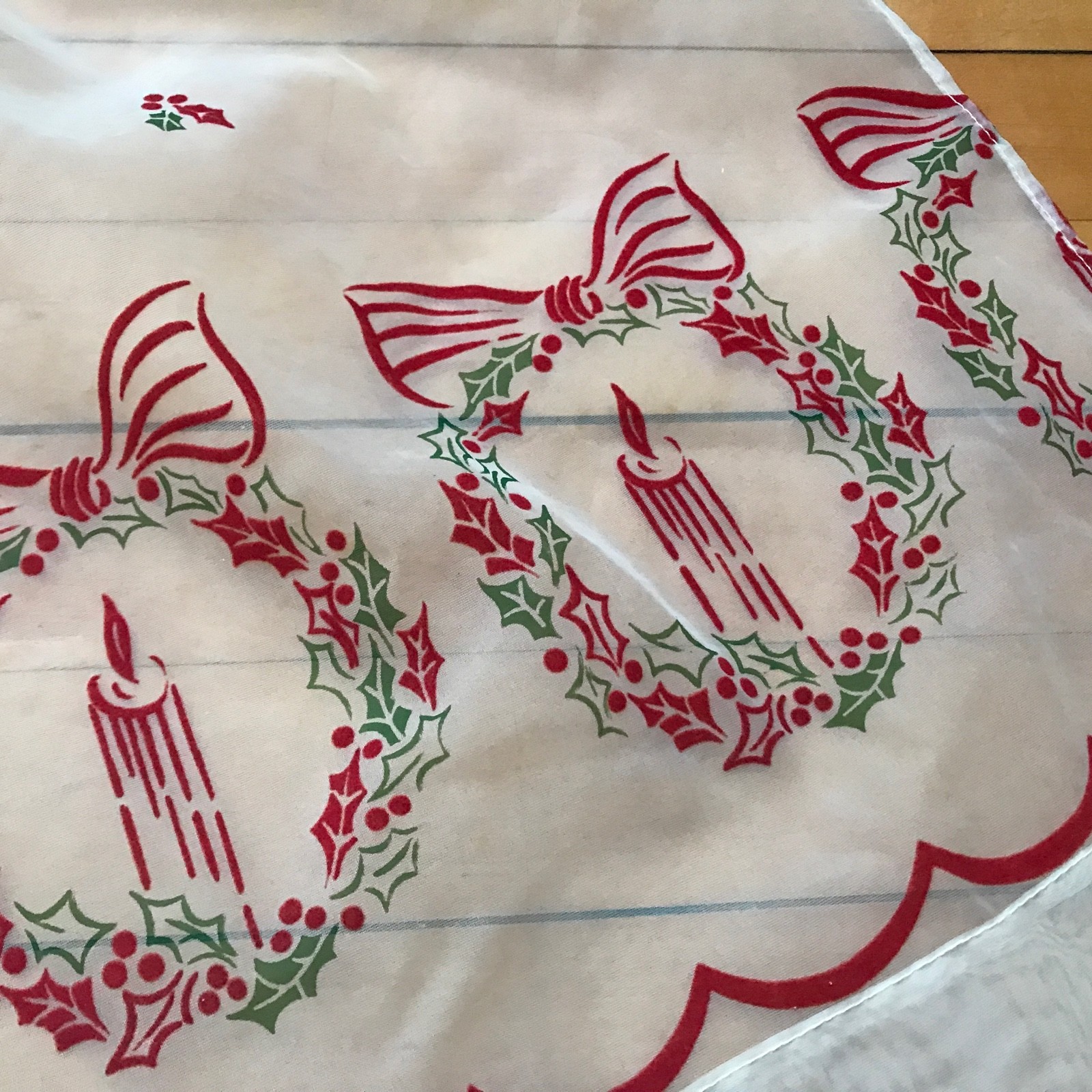 Vintage Christmas Aprons Set of Two, Mid Century Wreaths, Poinsettias Flocked