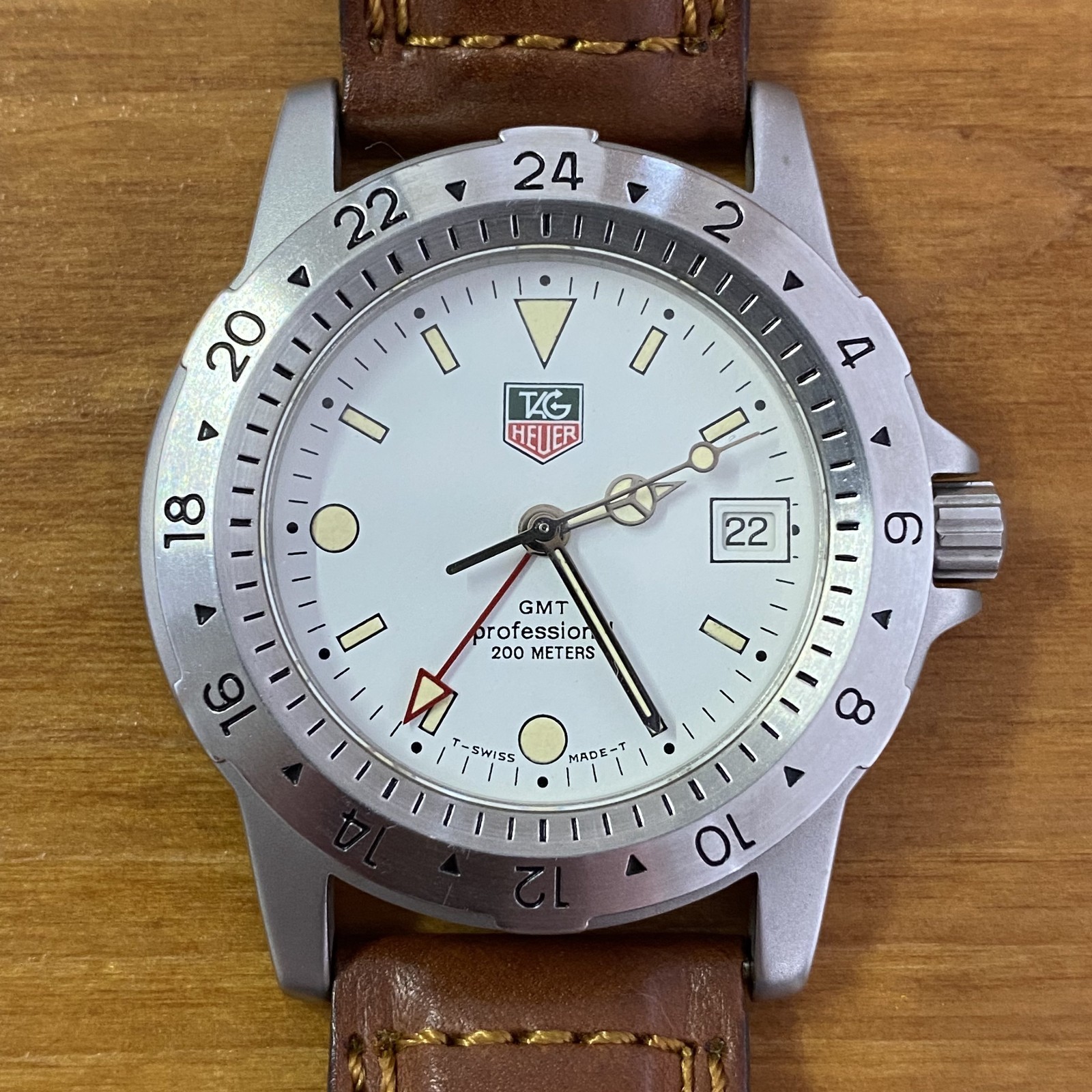タグホイヤー GMT プロフェッショナル 200M 159.006/1 Tag Heuer 1500 GMT Professional 200m 159.006/1 Quartz Men's