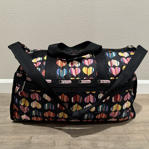【LeSportsac】BOLD RAINBOW EVERYDAY ZIP TOTE★関税込★ Everyday Top Handle Backpack - Snoopy and Woodstock Green