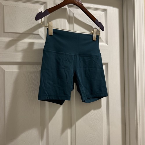 NWOT Lululemon Align High Rise Short 6” Green Jasper Size