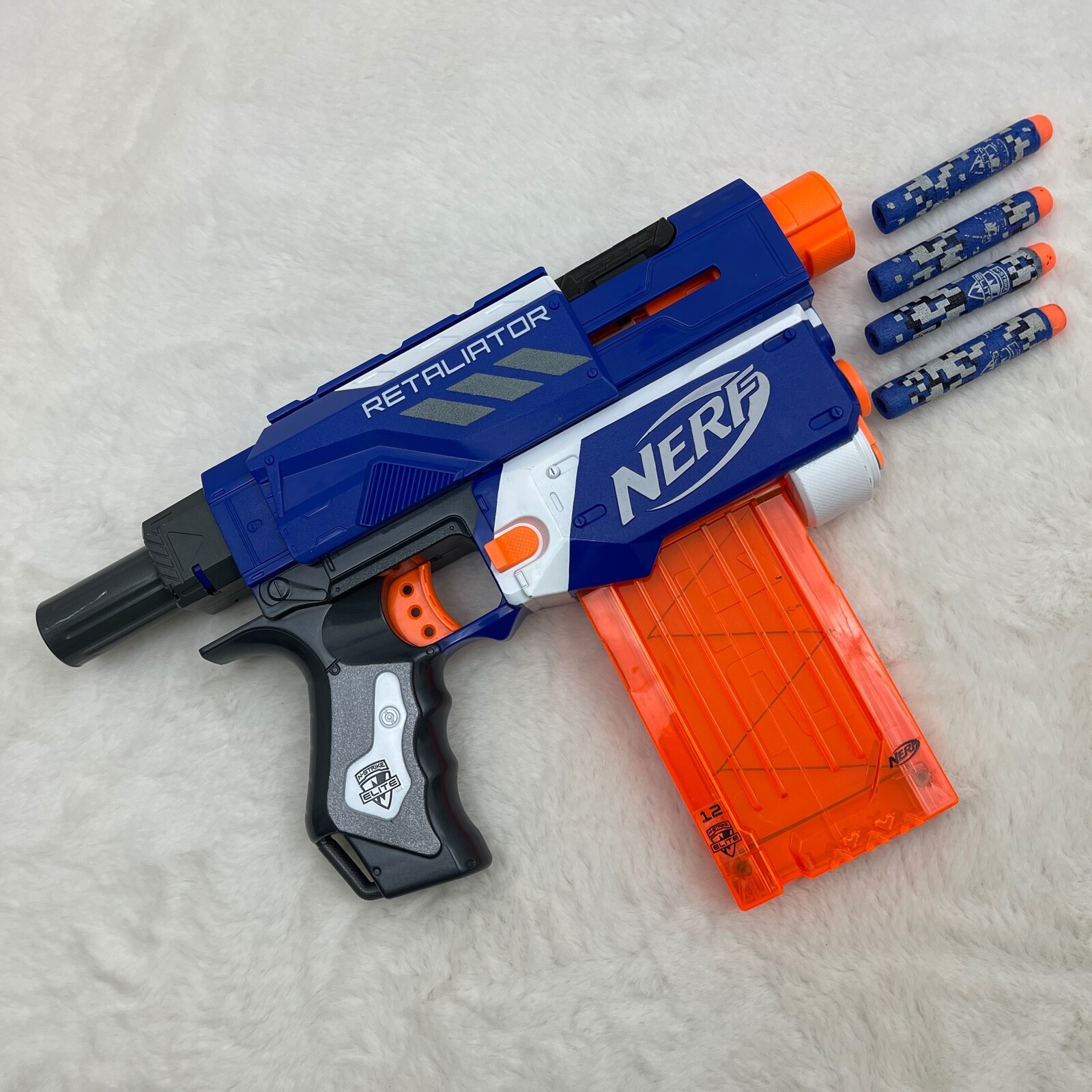Nerf N-Strike Elite Retaliator Dart Blaster w/12 Dart Clip Nerf N-Strike Elite Retaliator Dart Blaster w/12 Dart Clip