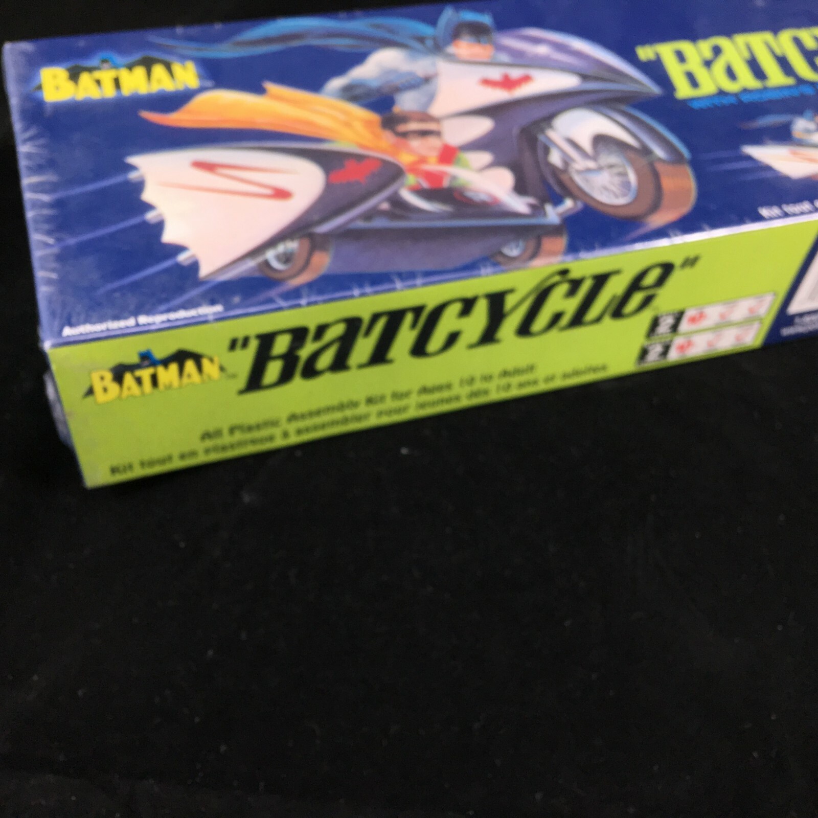 Polar Lights #6902 Batman and Robin BatCycle Plastic Assembly Model Kit