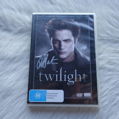 Stephenie Meyer TWILIGHT Signature TWILIGHT Autographed Robert Pattinson DVD