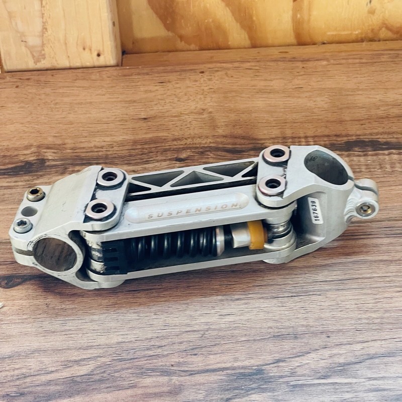 Vintage Softride CNC Suspension Stem 1&rdquo; 22.2 Threadless &nbsp;25.4 150 Purple Ano 3DV