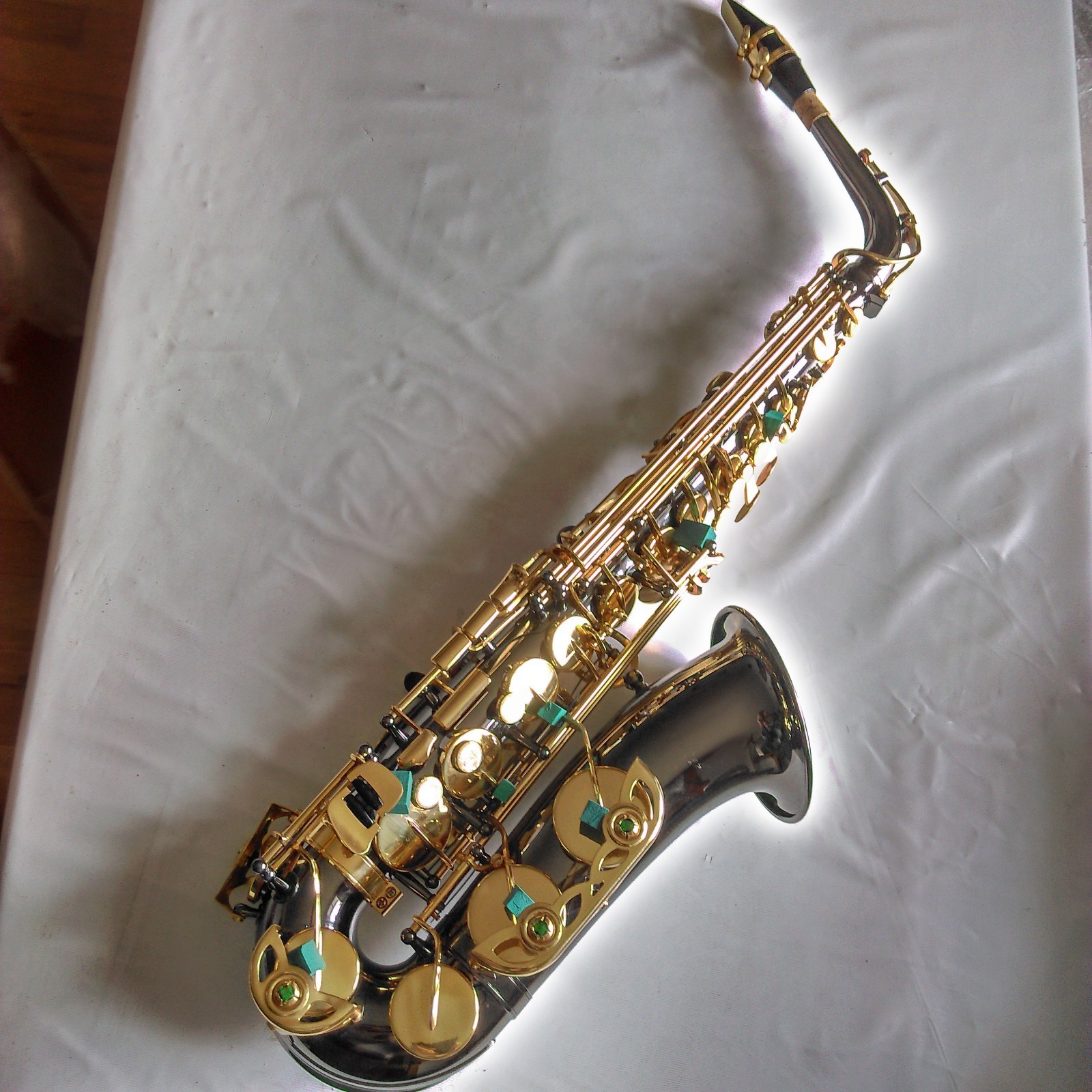 SAXOPHONE ALTO CHEVALLIER 6430 C3 NEUF FINITION CORPS NOIR & CLÉS