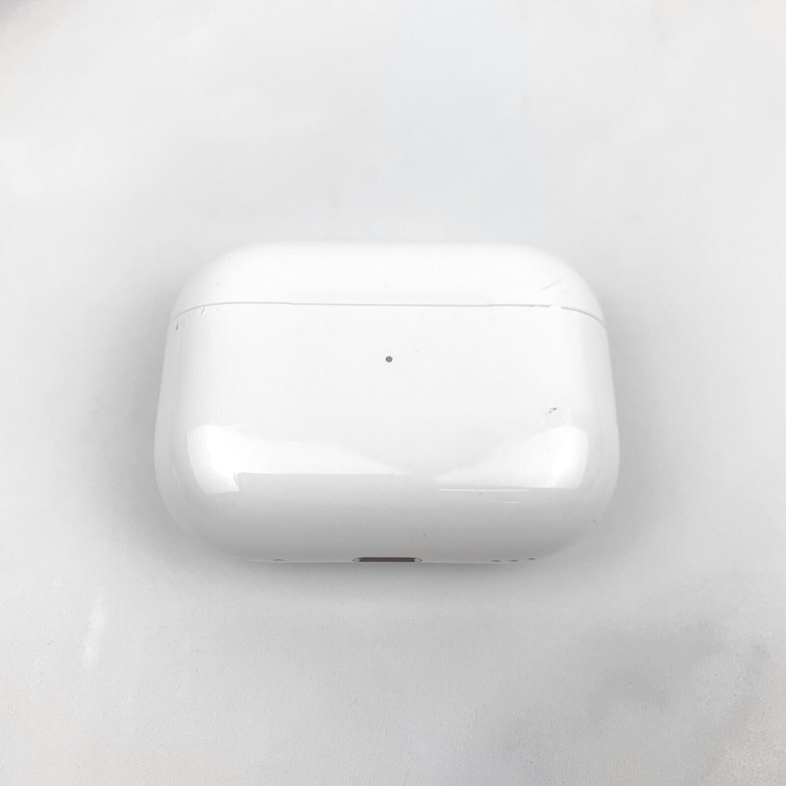 Apple AirPods Pro 2nd Gen Charging Case Replacement Lightning Only A2700 | eBay Apple AirPods Pro 2nd Gen Charging Case Replacement Lightning Only A2700 | eBay
