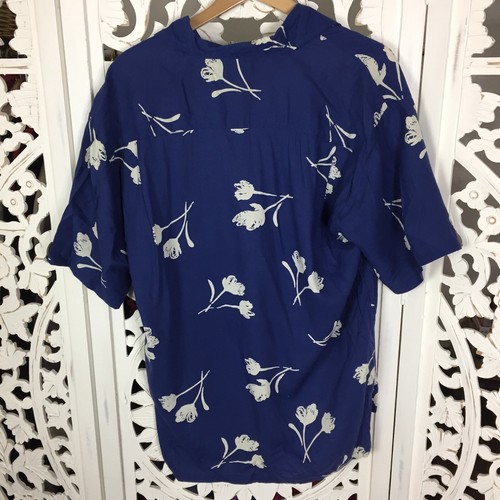vintage men's BEST ORGINAL Rayon Blue Floral Hawiian Shirt Size Large NWT