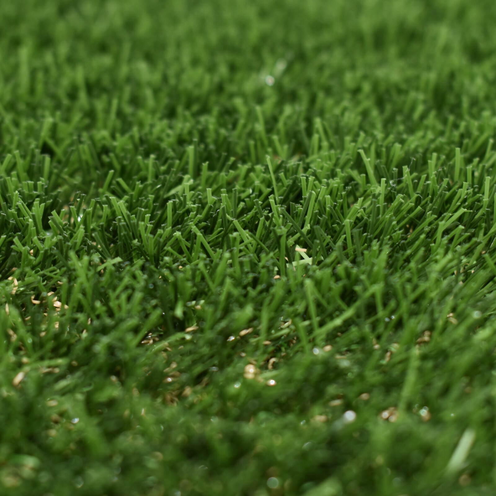Quality 40mm Soft Touch Realistic Artificial Grass 4m & 5m Wide Remnant
