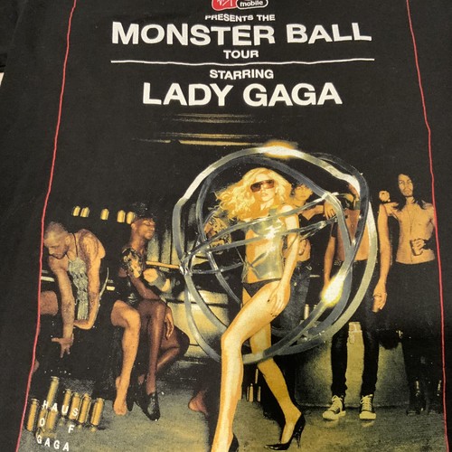 【希少】LADY GAGA 2010 Monster Ball Tour LADY GAGA | THE MONSTER BALL TOUR (Philadelphia 2010) - YouTube