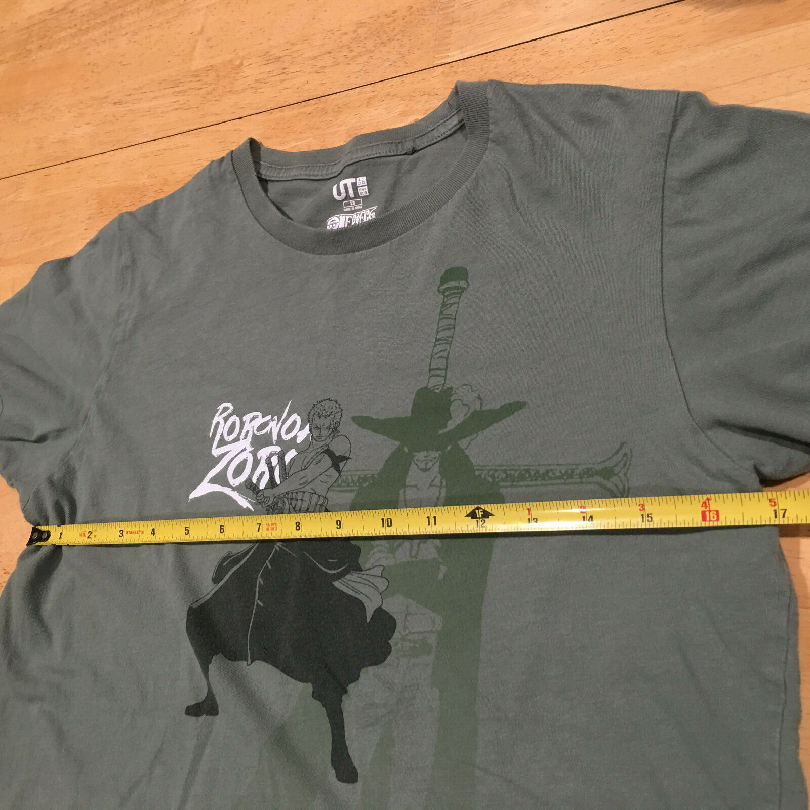 Uniqlo Kids Ut One Piece Roronoa Zoro Green Graphic T Shirt Unisex Kids Sz 13 Kupit S Dostavkoj Iz Ssha Cena 1 584 Rub