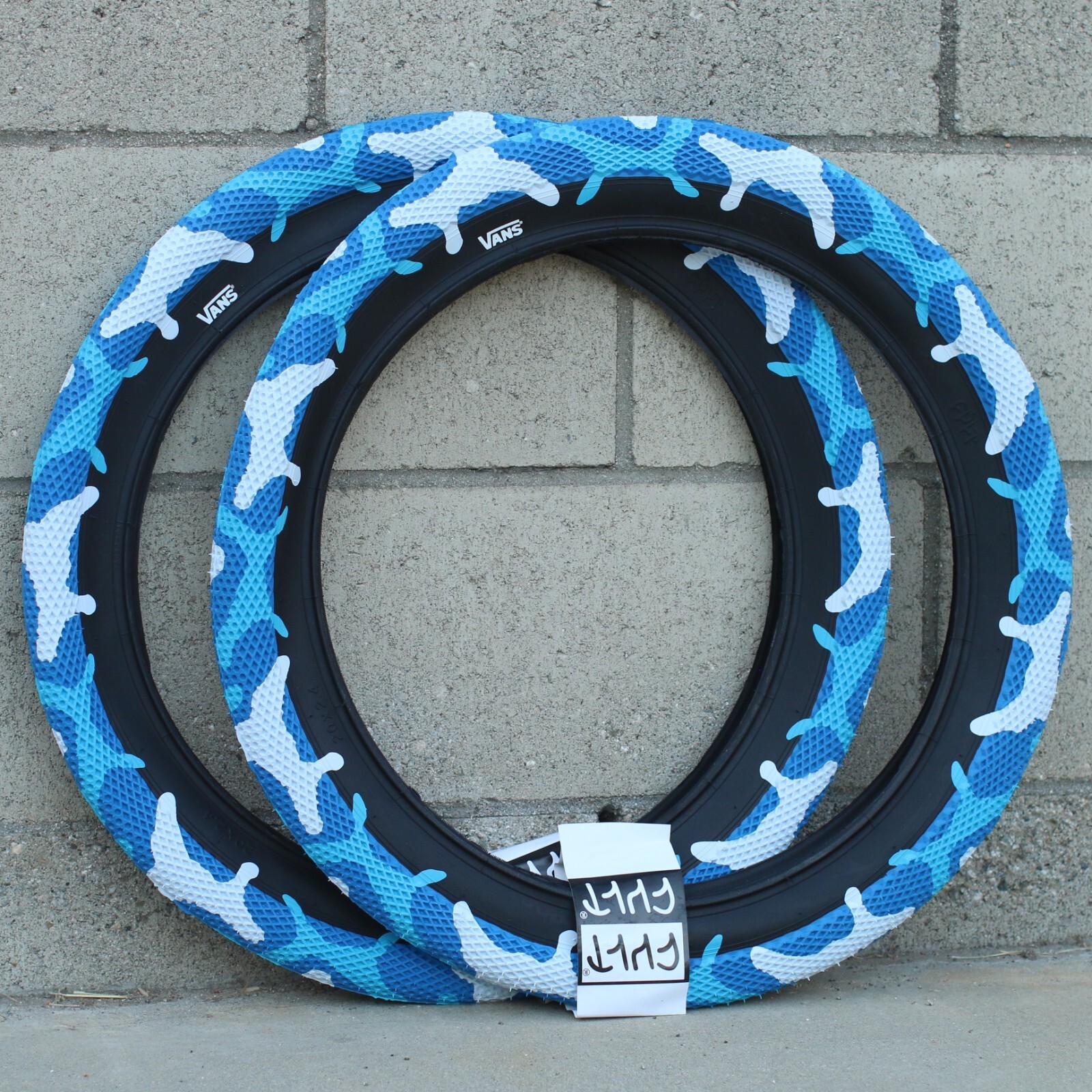 PAIR OF CULT BMX VANS TIRES 20x2.40