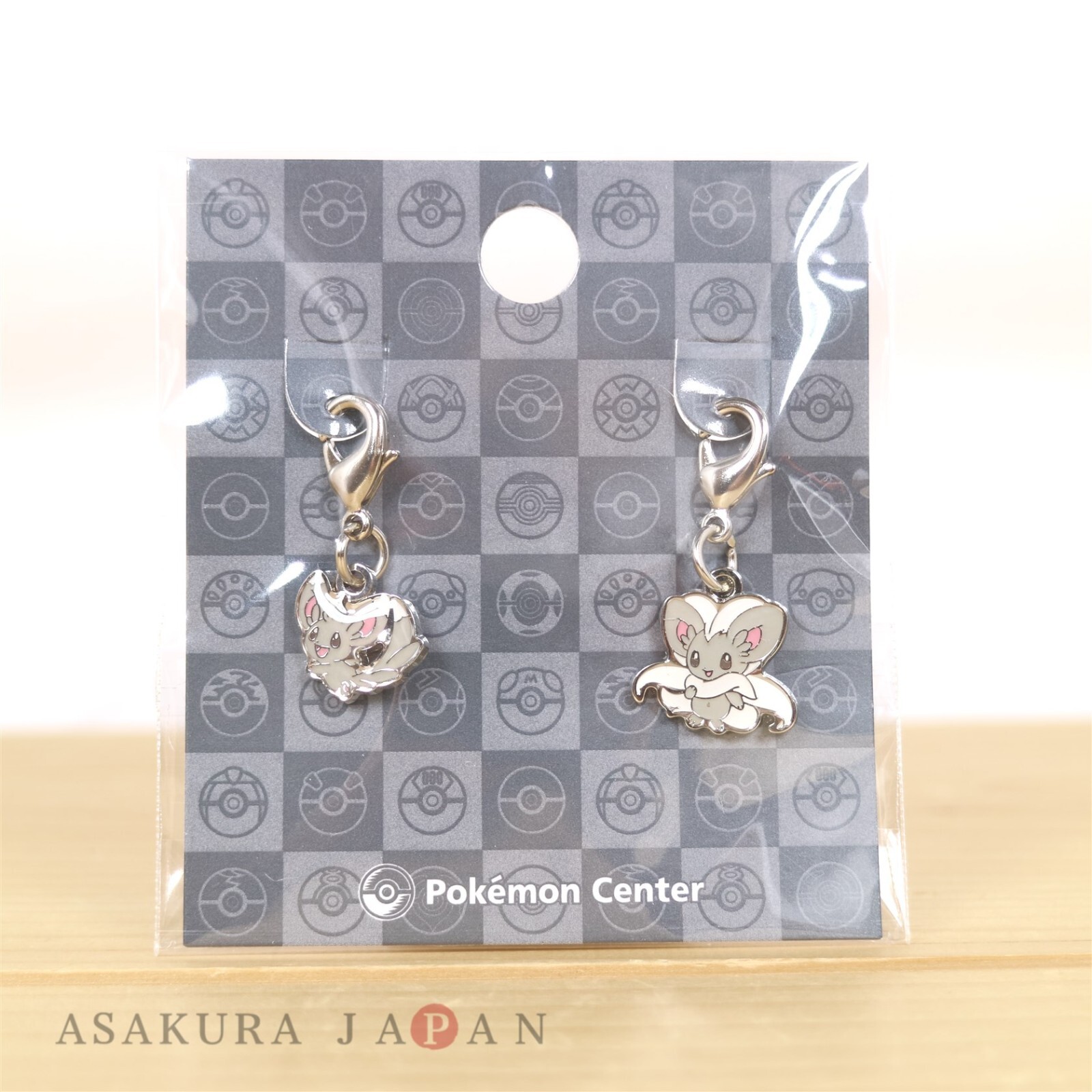 小物 ZTMY Meriken Charm Pokemon Center Metal Charm # 572 573 Minccino Cinccino Key