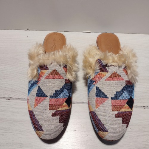Universal Thread Multicolor Litzy Fur Mules/Slip-on 6 | eBay
