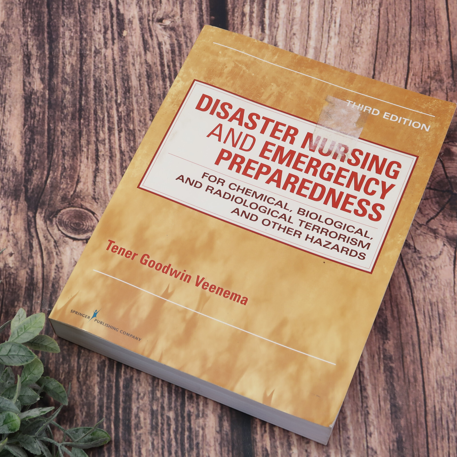 洋書 Disaster Nursing and Emergency Preparedn Disaster Nursing and Emergency Preparedness, Fourth Edition