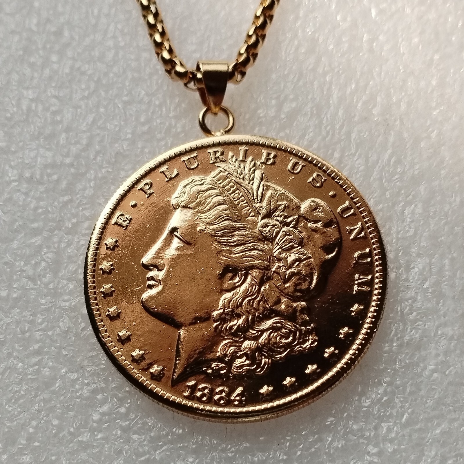 【VINTAGE HOLLYWOOD】Square Coin Necklace★送料・関税込 Queen Elizabeth Coin Necklace - Susan Shaw