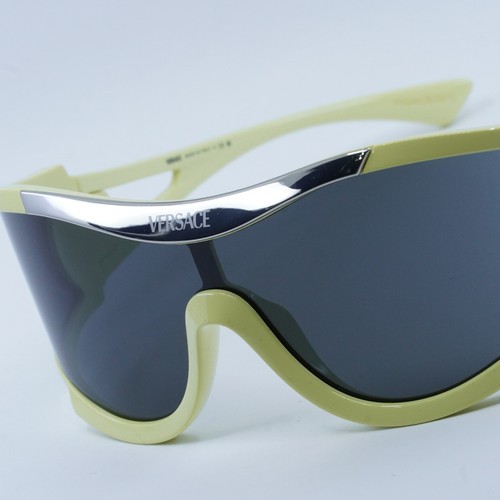 Pre-owned Versace Ve4475 548687 Yellow/dark Grey 42-142-110 Sunglasses In Gray