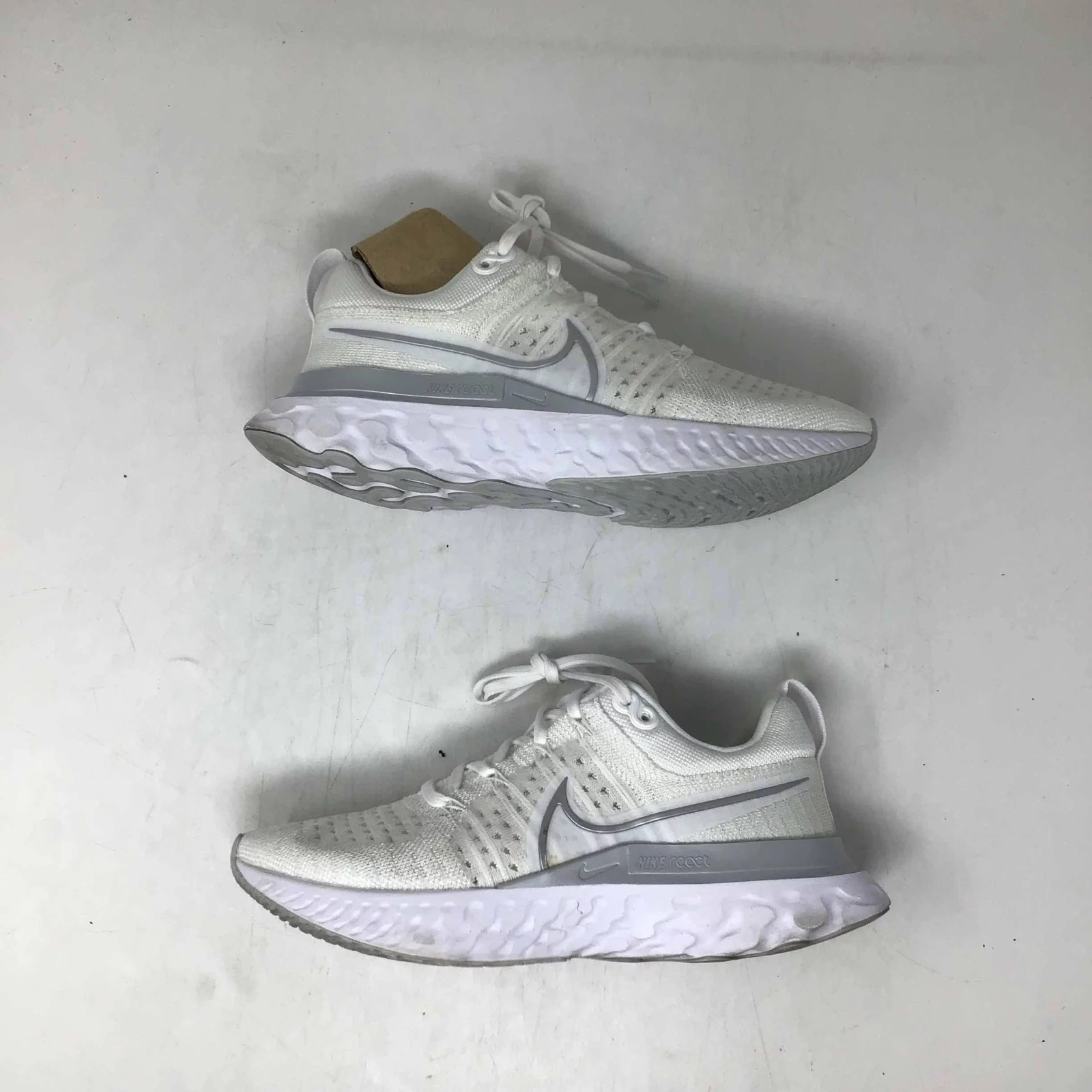 

Женские кроссовки W Nike React Infinity Run FK 2 Flyknit White Silver CT2423-102 7,5, Белый, Nike React Infinity Run
