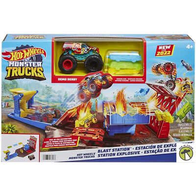 Monster Trucks Demo Derby 3 Crushable Toy Cars Blast Station​​​