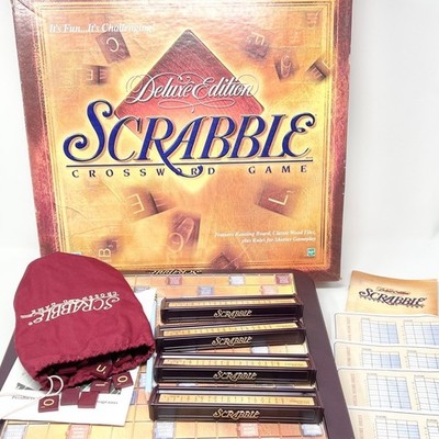 Hasbro Scrabble Deluxe Edition Board Game 1999 Rotating Board Wood Tiles Complet