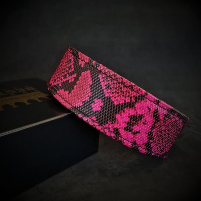 The ''Rock Python'' PINK leather dog collar. Handmade. Top Quality