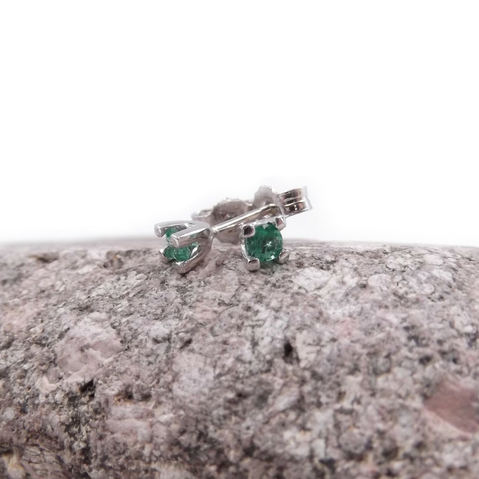 Pre-owned Gioielli Aurum Earrings Men Women White Gold 18 Carats Light Spot With Emeralds Natural Green