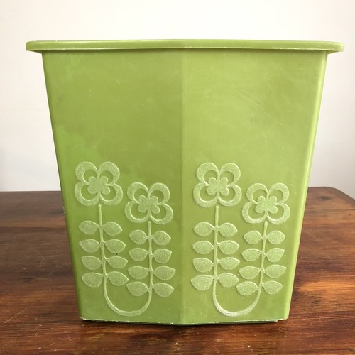 Vtg Avocado Green Flower Retro Plastic Waste Basket Trash