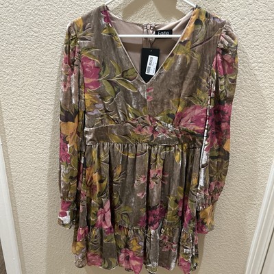 FATE BOUTIQUE V NECK LONG SLEEVE VELVET FLORAL TOP SZ SMALL