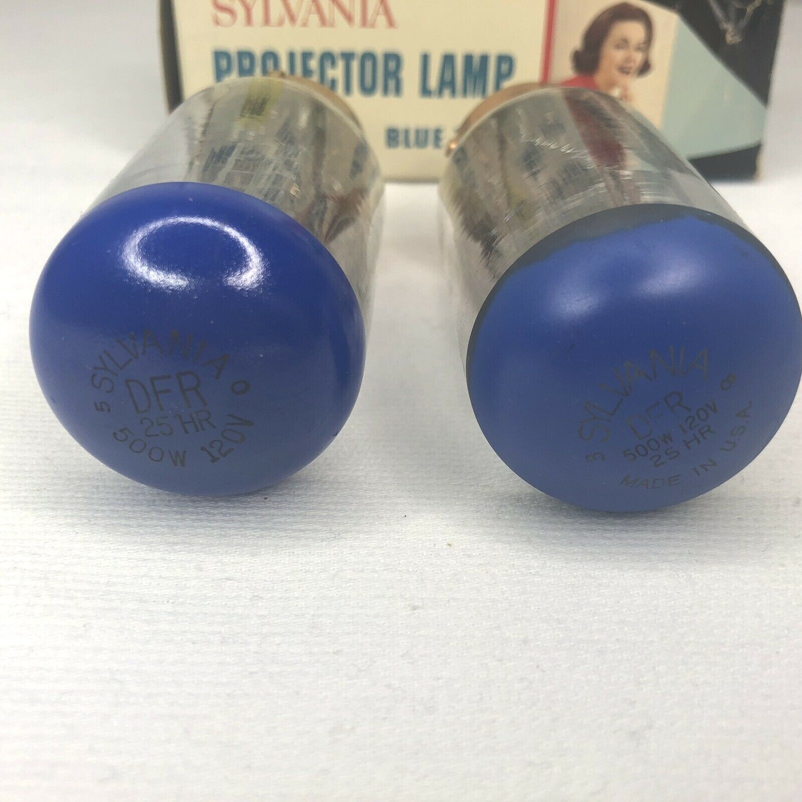 Lot of 2 Vintage Sylvania Projector Lamps DFR Blue Top 500 Watts 25 Hours