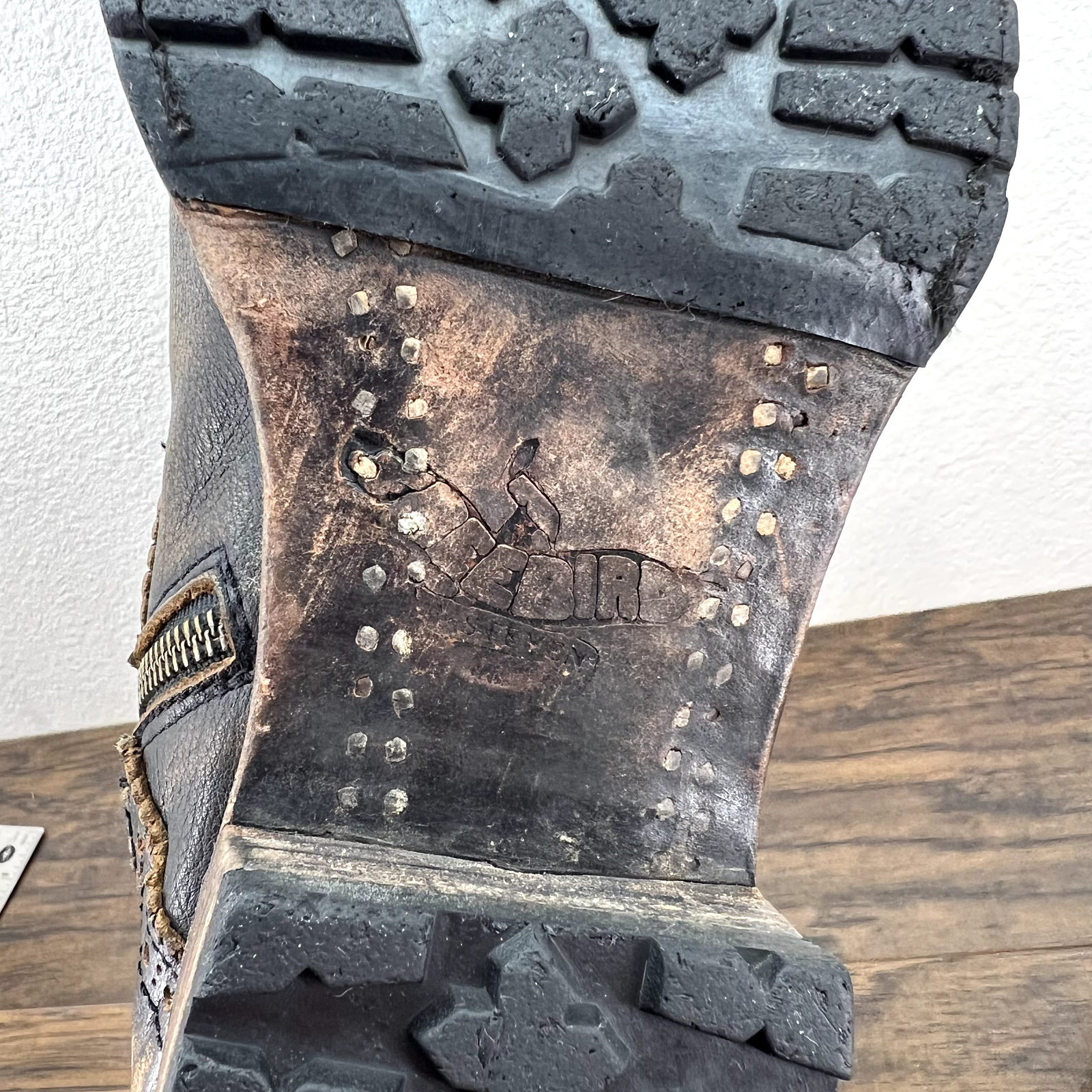 Freebird By Steven Mens Boots Size 9 Oscar Distressed Wingtip Brown Leather Lace
