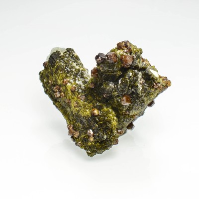 Grenat (var. andradite) sur épidote - Région de Kayes, Mali