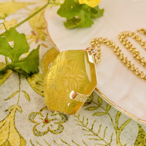 14k Yellow Gold Unique Hexagon Yellow Citrine Flower Carved Statement Pendant, N - Picture 4 of 12