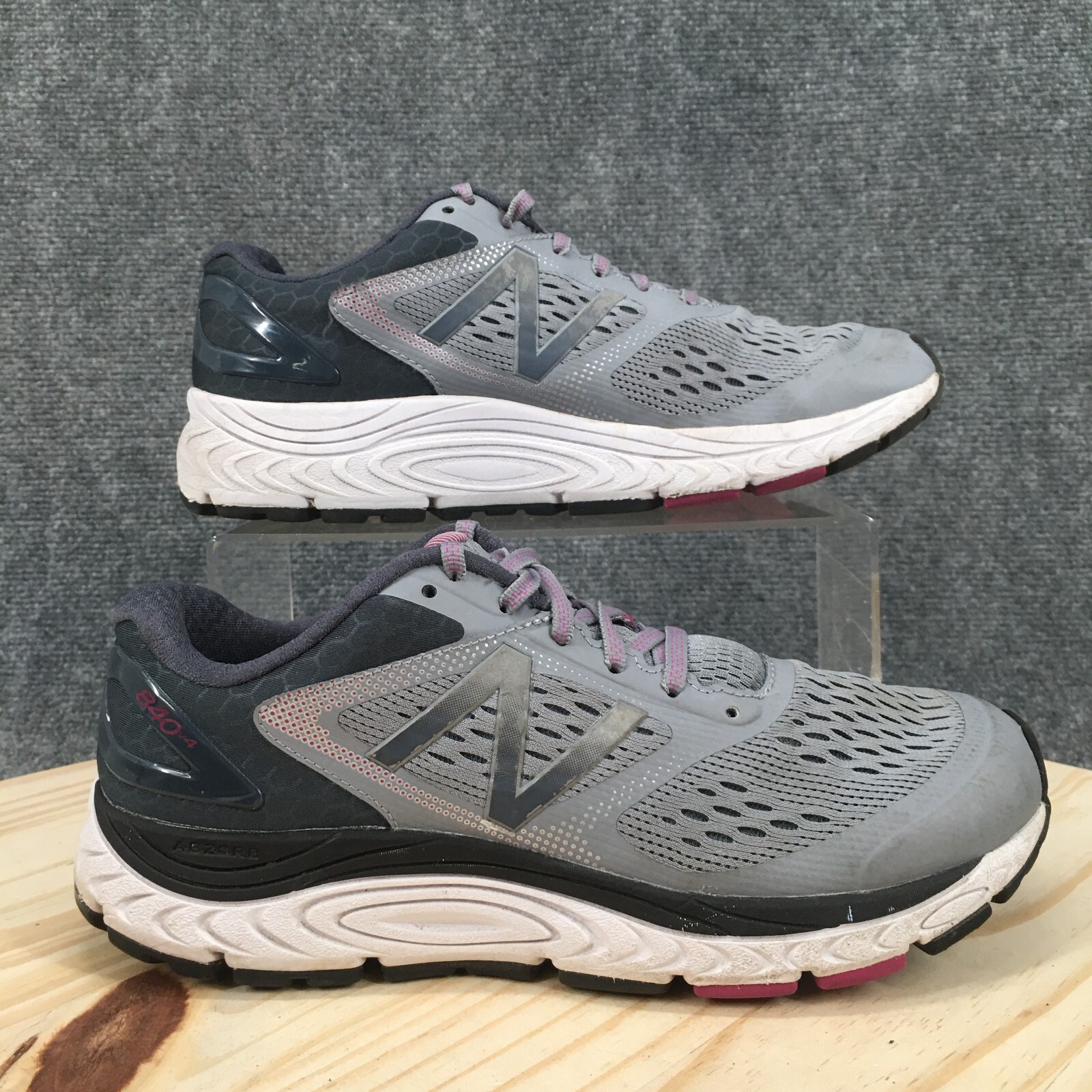 新品　未使用　BALANCE CORE SNEAKER Ｍサイズ New Balance 840 V4 Womens Shoes Sneakers Size 8.5 Blue
