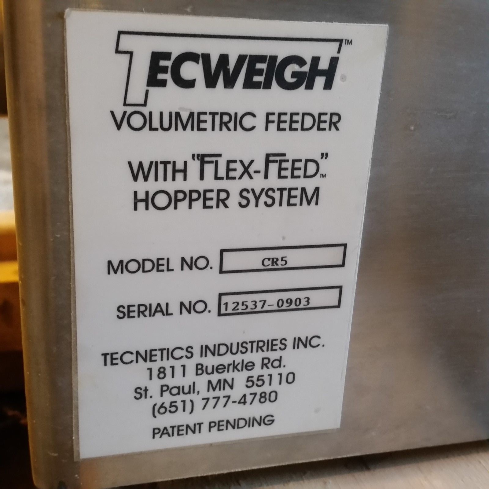 Tecweigh Volumetric feeder with flex feed hopper with 3/4in X 6in auger.