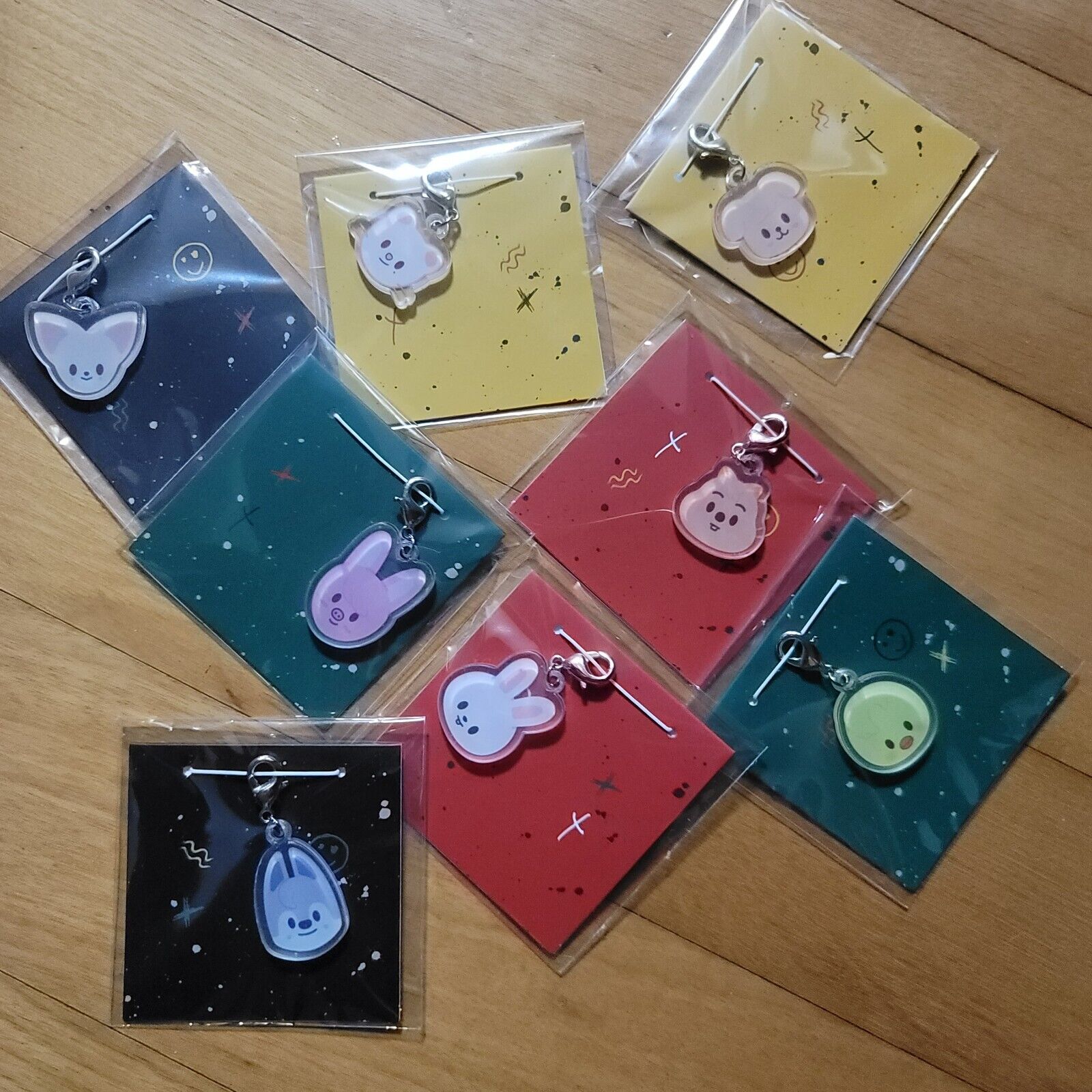 STRAY KIDS x SKZOO keyring mini charm POP-UP STORE THE STRAY KIDS x SKZOO keyring mini charm POP-UP STORE THE