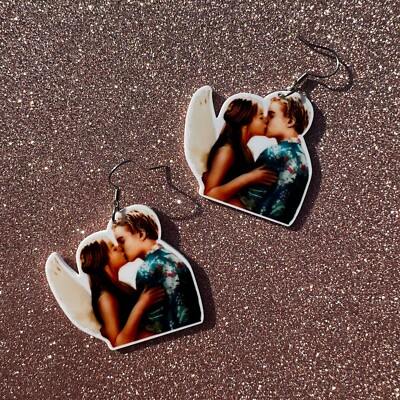 Romeo and Juliet Leonardo Di Caprio movie 1996 novelty earrings