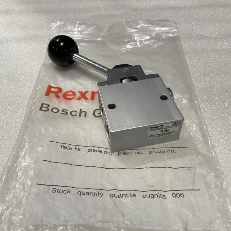 Rexroth 0820400005 Manually Operated Directional Control Valve  ( Brand New )