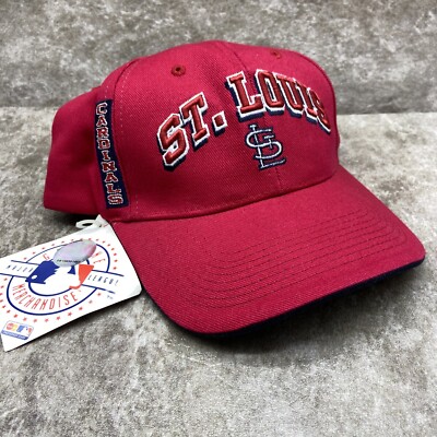 St Louis Cardinals hat red Strap back Stadium Genuine Merchandise Vintage NWT