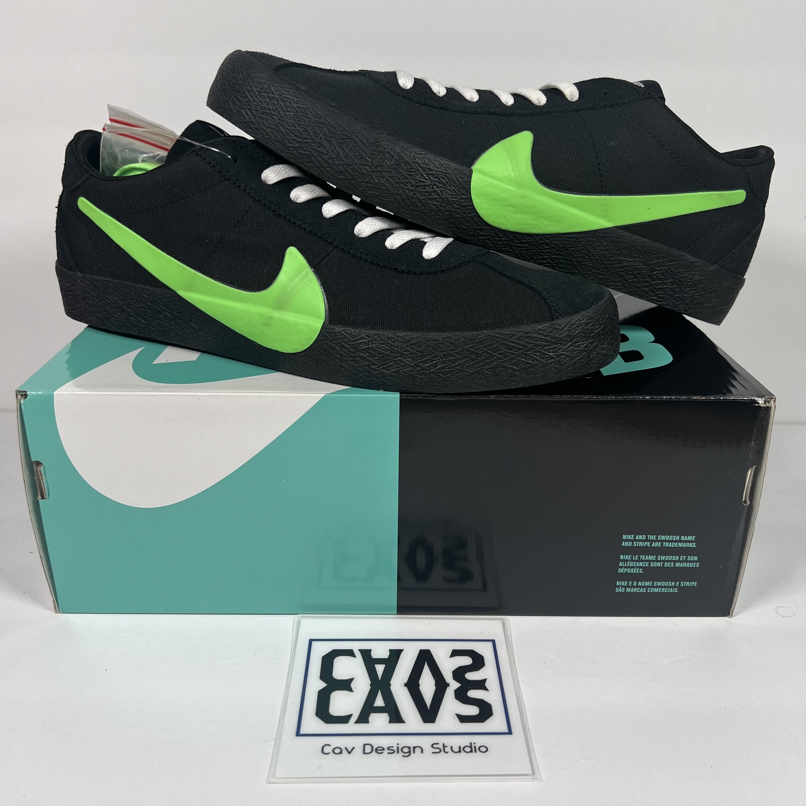 nike sb bruin low poets
