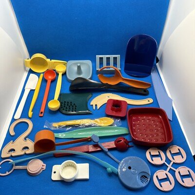 Lot of Vtg Tupperware Gadgets Hostess Favors & More 25 Different Pieces NOS ~ #2