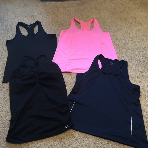 Womens Size Medium Athletic/Running/Workout Clothing Lot Of 19 Items
