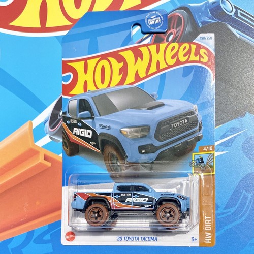 ホットウィール　エリート61  TOYOTA TACOMA 🔥 2024 Hot Wheels 2020 Toyota Tacoma SR5 TRD Off Road 4x4