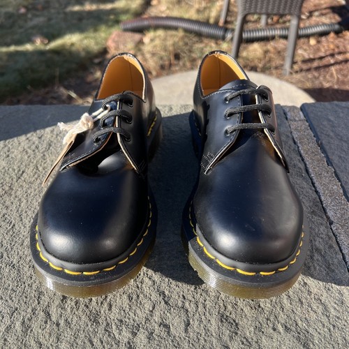 Doc Martens 11837 Womens Shiny Black Leather Oxford Boot Doc Martens 11837 Womens Shiny Black Leather Oxford Boot