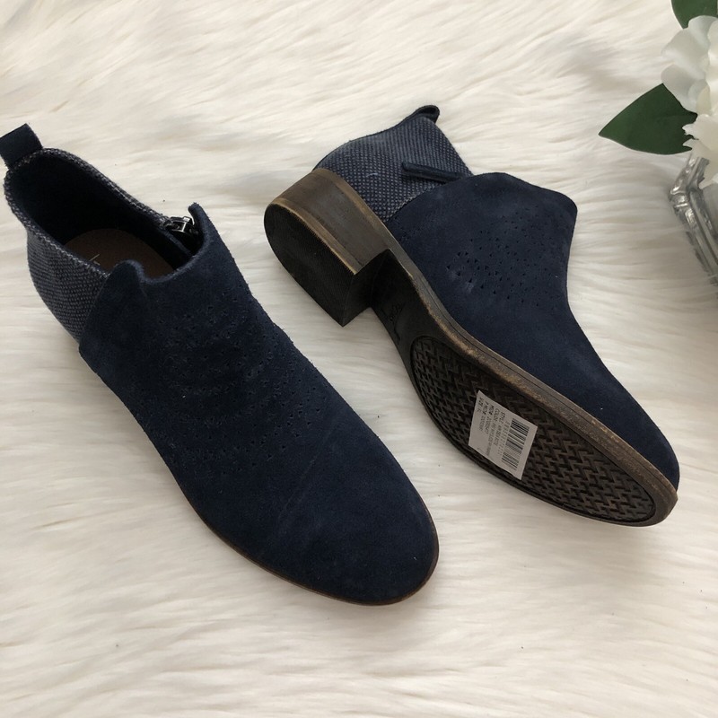 toms deia booties perforated