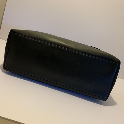 COACH Large Black Handbag In Silver Chain Strap