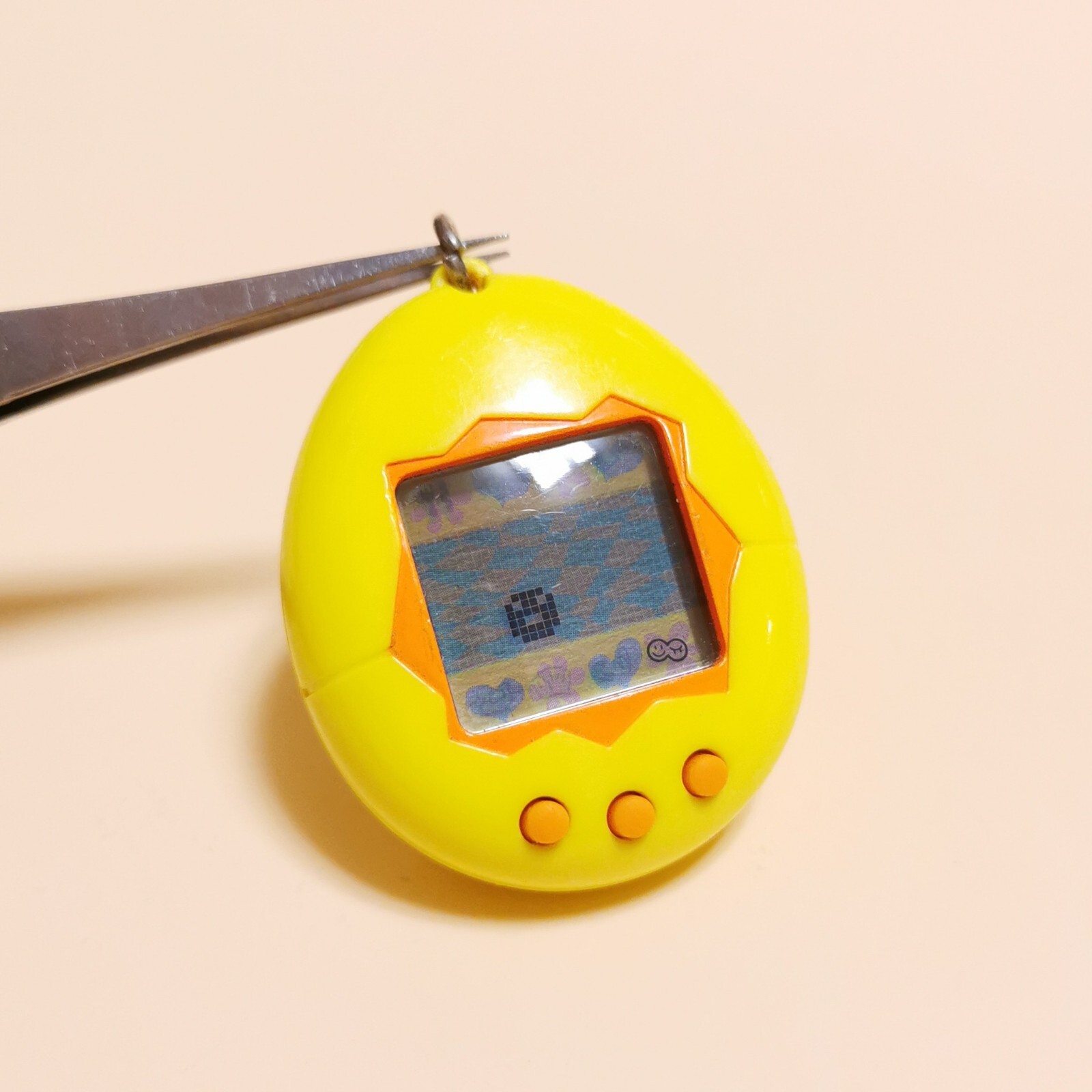 Johnny's - tamamiyatchi Bandai 1997 Tamagotchi Original YELLOW Shell Wizkids TEST