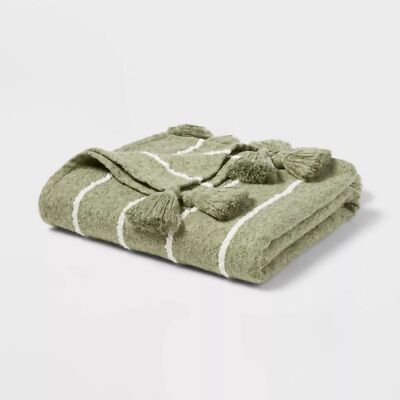 Tasseled Boucle Bed Throw - Threshold
