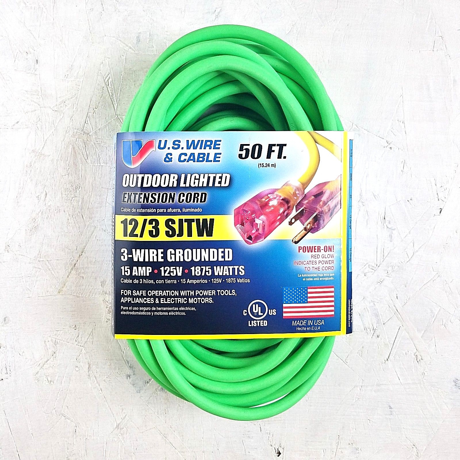 MADE IN USA 25/' 12 Gauge Yellow Extension Cord w Lighted Triple Outlet