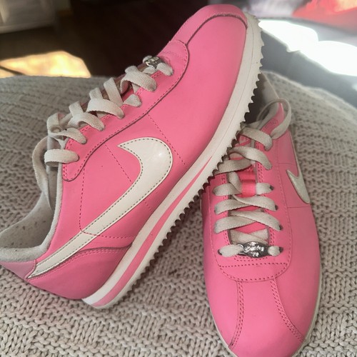 nike air court borough